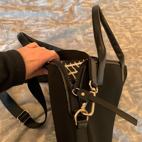 Kate Spade Daveney 15" Neoprene Laptop Bag - Picture 6 of 6